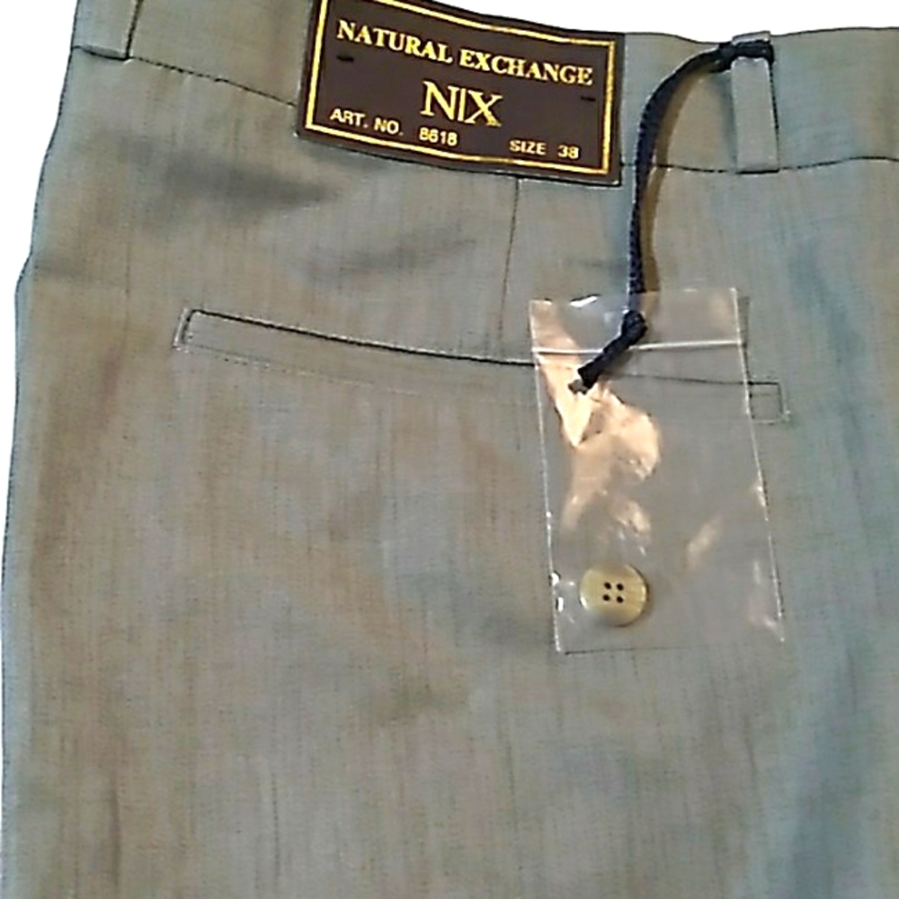 NEW-NWT | N/X | 38" X33" -Light Green Gray
